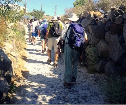 Hike Fira-Oia