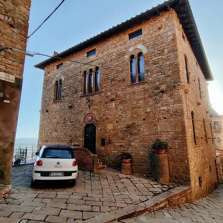 Palazzo della Canonica