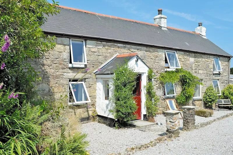 Just 9 miles from the coast, with long sandy beaches and coastal paths.