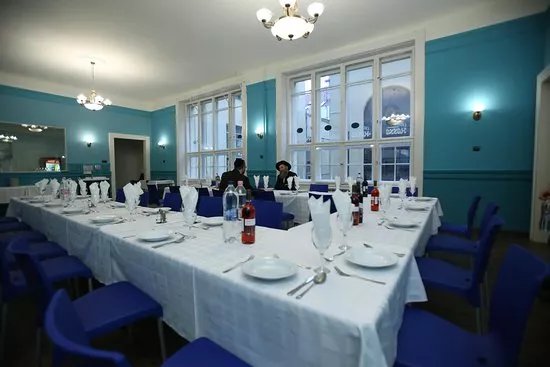 Hanna Glatt Kosher Orthodox Jewish Restaurant