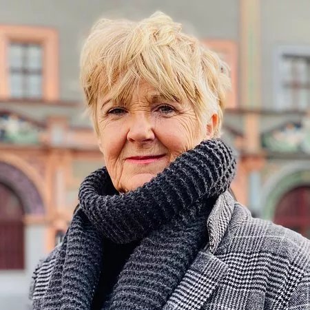 Renate Ragwitz - Stadtfuhrungen in Weimar / Thuringen