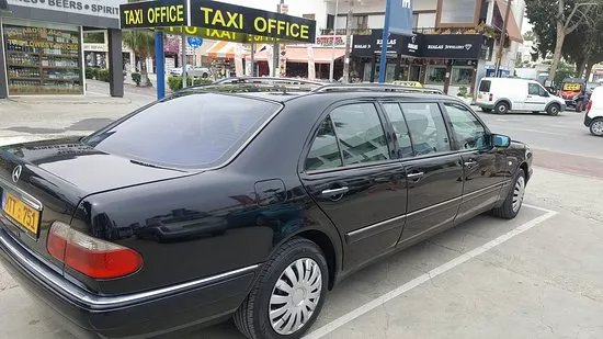 Loris Taxi