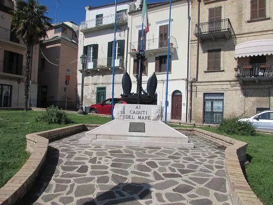 Monumento ai Caduti del mare