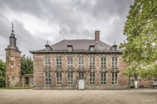 Le Chateau de Trazegnies