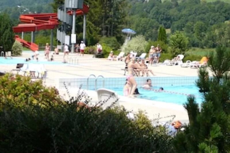 Chalet Le Cochon Noir sleeps 8 self catered big mountain view + logburner FAB