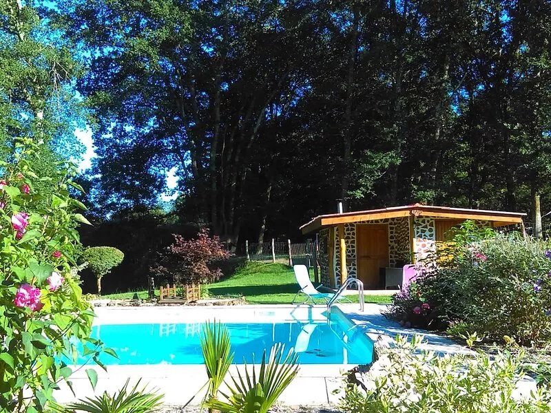 Moulin de Saint Cricq, Unusual cottage by the river with swimming pool and sauna