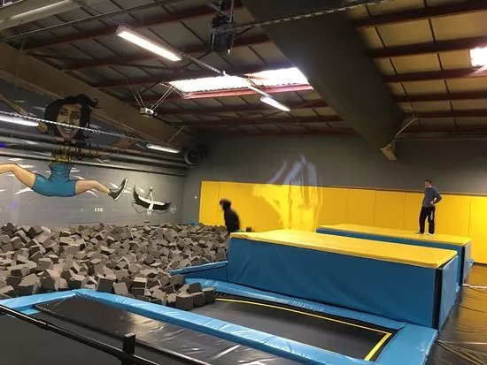 Trampoline Park You Jump Strasbourg Mundolsheim