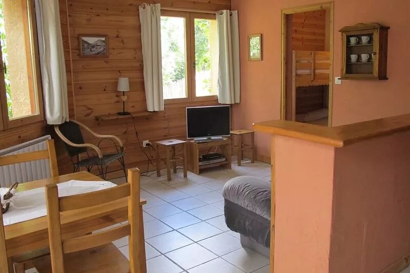 Serre-chevalier Briancon cozy apartment with all comfort wifi garden level