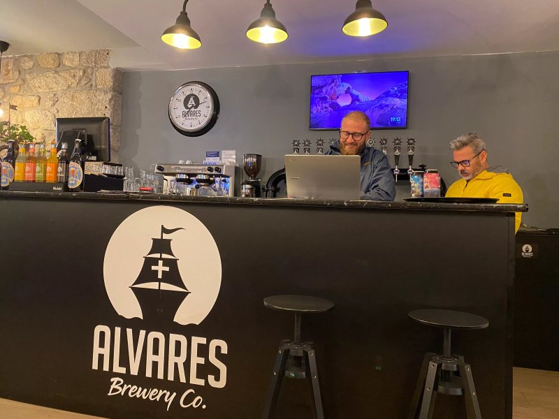 Alvares Brewery Co. Taproom Porto