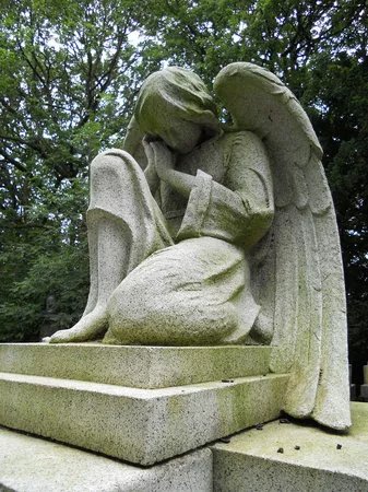 Lawnswood Cemetery