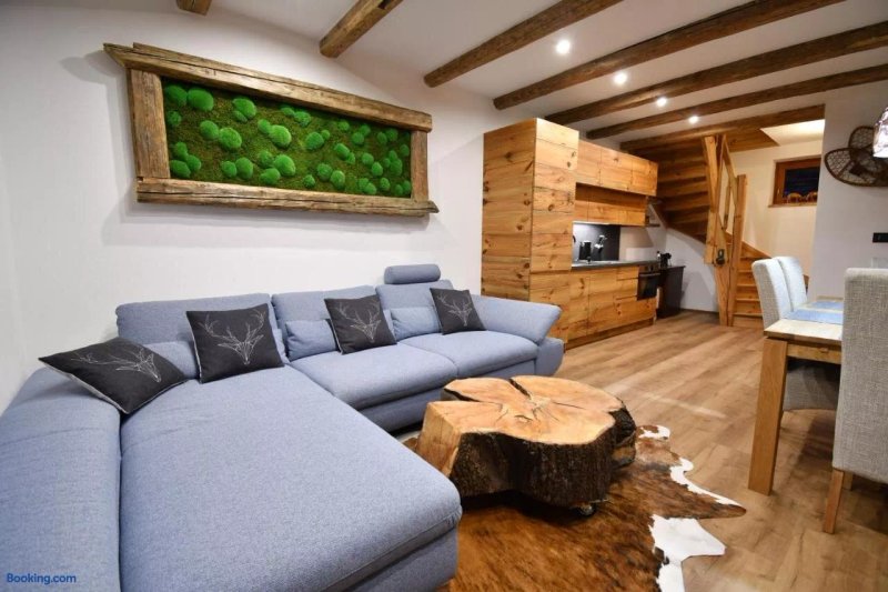 Chalet Apartments Mastal