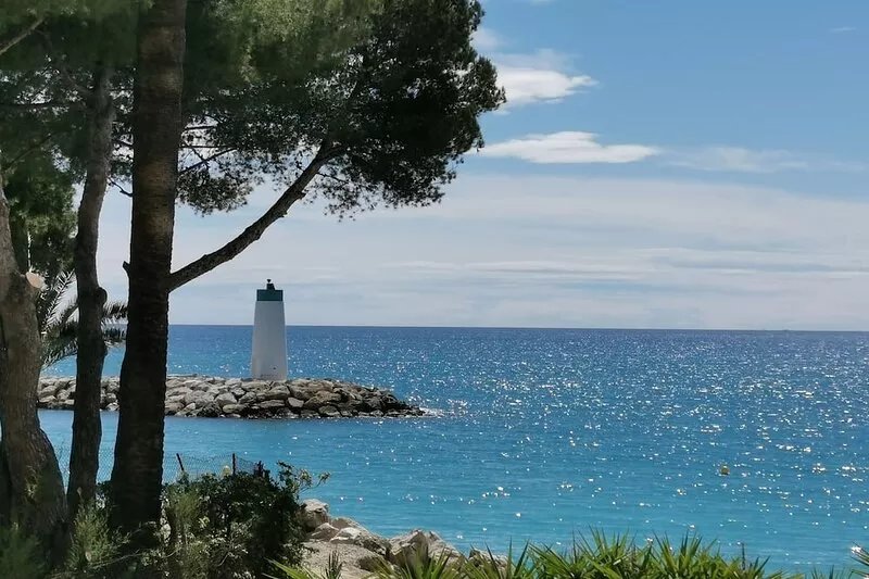 Marina Baie des Anges Enchanting sea view between Nice and Cannes Appt sleeps 4