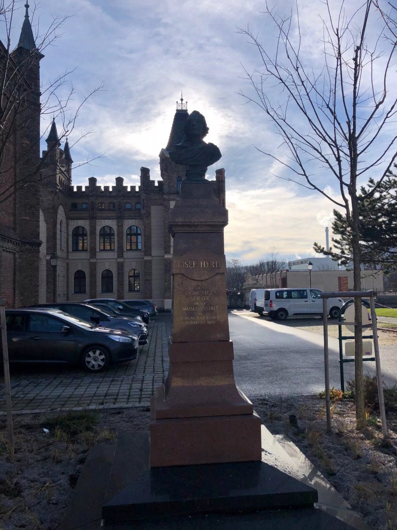 Denkmal Josef Hyrtl