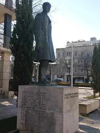 Monumento ao Conde de Arnoso