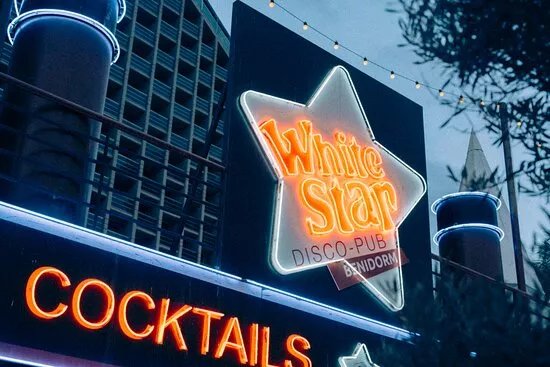 White Star Pub
