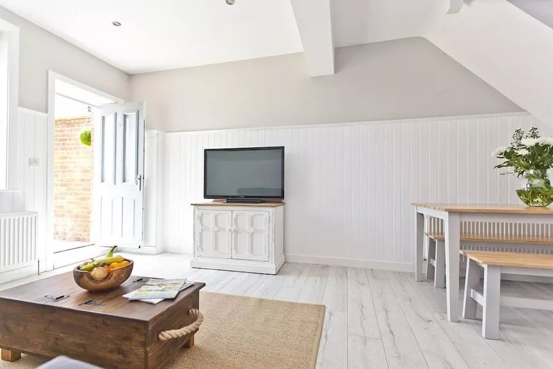 Seaside Cottage with panoramic sea views.