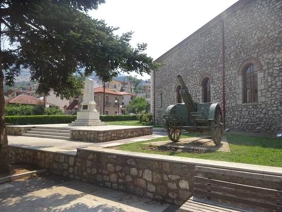 Plateia Petmezaion