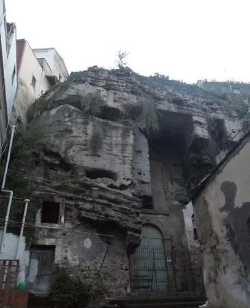 La Chiesa del Sacro Carcere dei Tre Santi