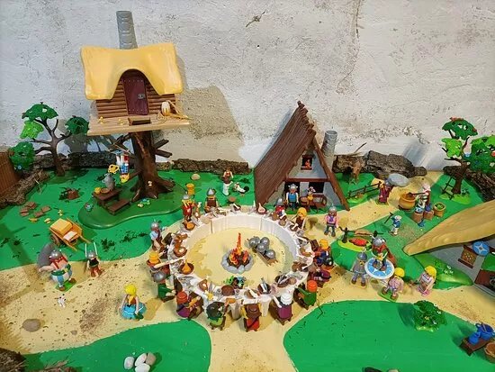 Villaclick - Exposicion Los Playmobil Que Cuentan Historias