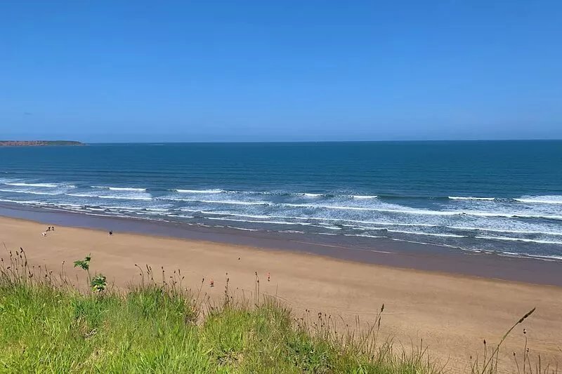 Puffin's Nest - sleeps 8 in 3 bedrooms - The Bay Filey Resort