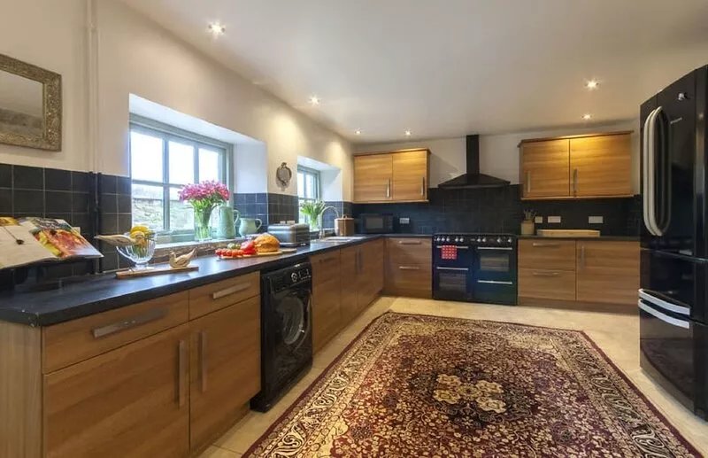 Beautifuly restored Coach House & Granary set in the grounds of Glaneirw Mansion