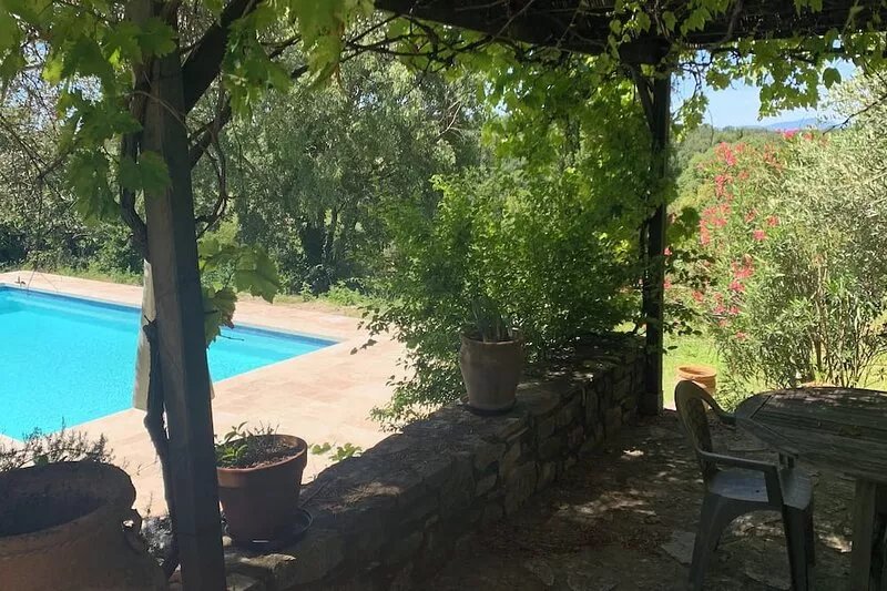 Charming stone house near Uzès 4 bedrooms,2 bathrooms,heated pool,garden & Wifi