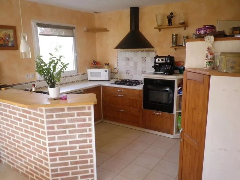 Landing beach: house with a quiet and pleasant garden