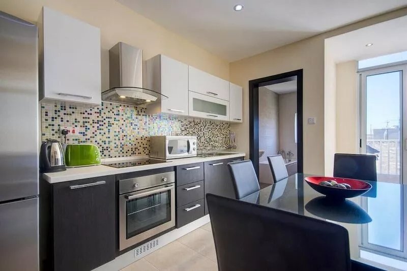 Sliema Cozy 2-bedroom apartment