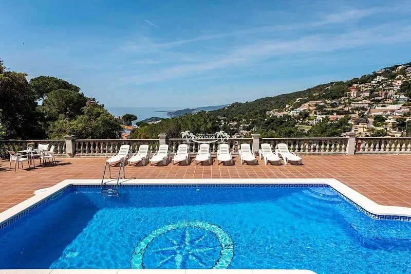 VILLA MIMOSA FANTASTIC LUXURY, 17 + p. SEA VIEW, full AIRCO, WI-FI, Heating, BBQ