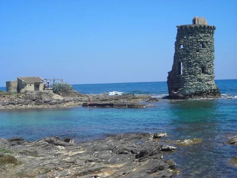 Recent house near to the sea