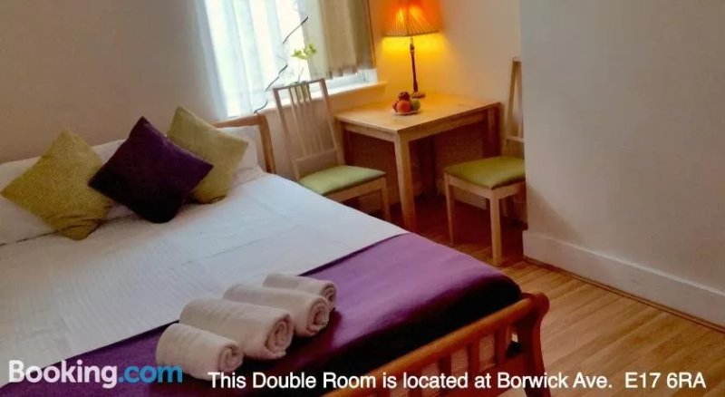 London-Big Bed 2