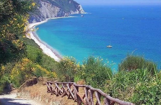 Spiaggia Mezzavalle