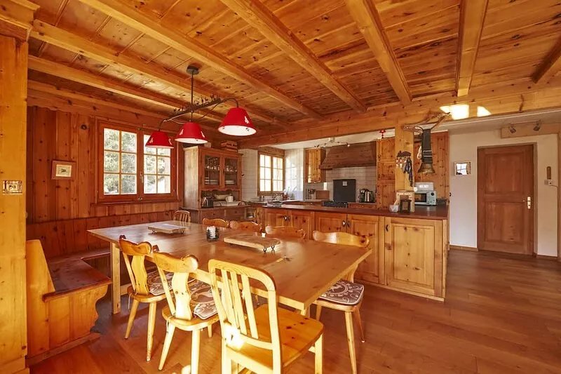 Chalet Familiale à la Montagne en Zone Forestière à 5' de St Luc