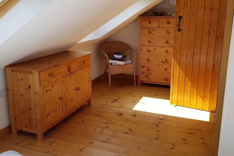 Delightful retreat, 3 mins walk to Widemouth Bay blue flag beaches & coast path