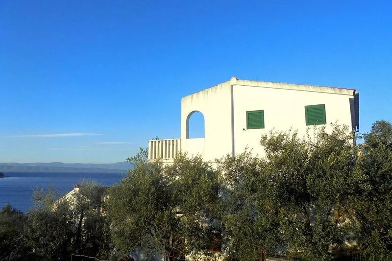 Two bedroom apartment with terrace and sea view Nečujam, Šolta (A-16727-a)