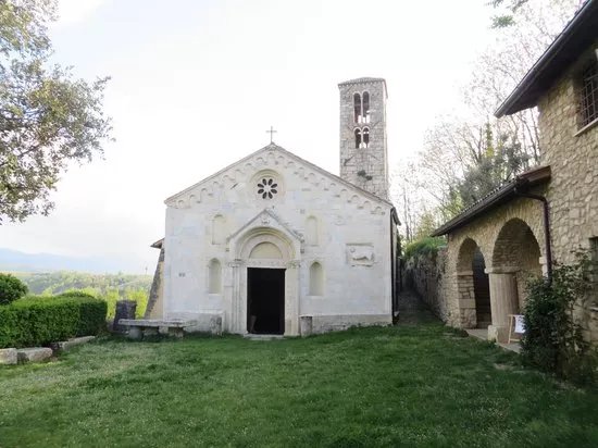Chiesa Romanica di Santa Vittoria