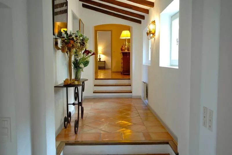 ST Tropez /Stunning  villa, 5 minutes from Place des Lices and the beach