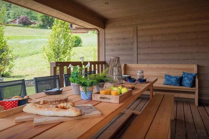 Chalet Ours Rouge - stay for 11 with spa and home cinema - OVO Network