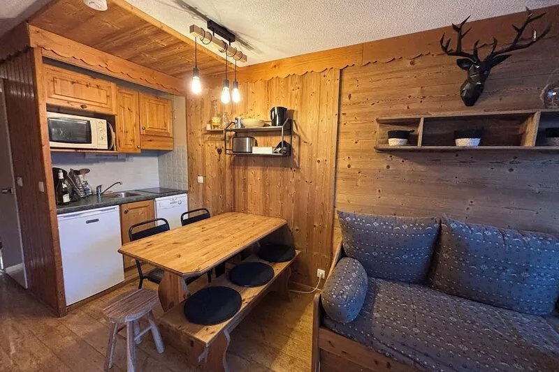 4/6 person apartment, at the foot of the slopes, balcony, ski locker