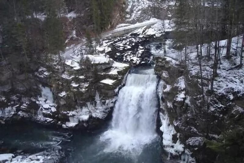 Exceptional Panorama Of The Doubs Basins And Switzerland