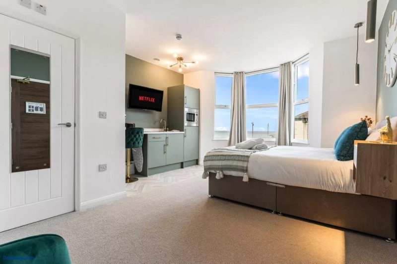 Bowles Hotels