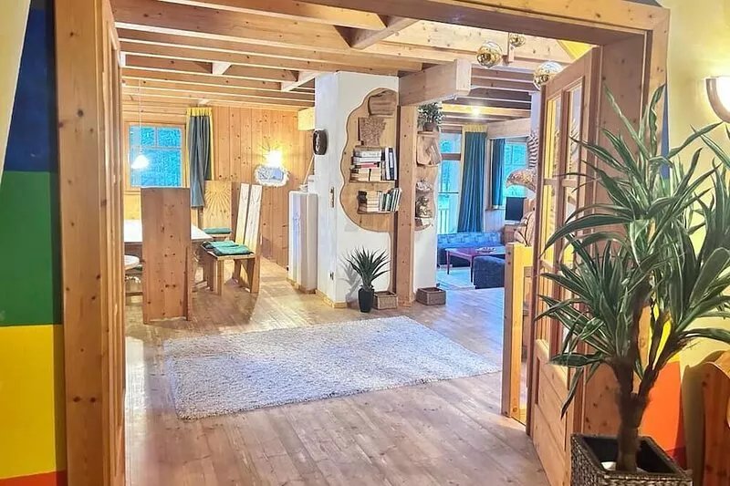 The comfortable wooden house in the beautiful Malta Valley offers a mountain