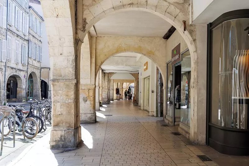 Location les merciers: 5 people La Rochelle.