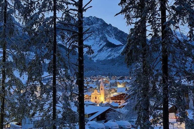 Apartment "Villa Anita Piz da Peres" with Mountain View, Sauna, Wi-Fi