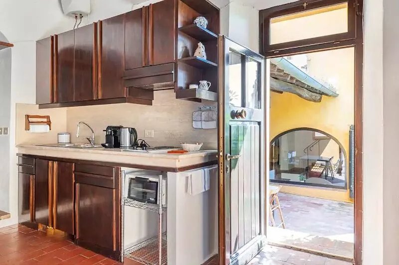 Garden Apartment with Sea view -- hilltop Medieval village, 10' from the Beach.