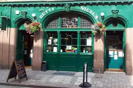 Betty Nicols Bar and Bistro