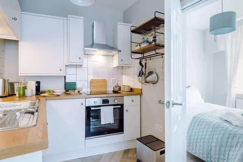 1BR Designer apartment for City Breaks in Chester.