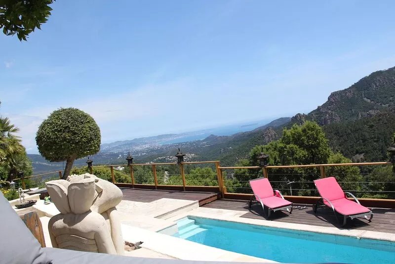 Stunning Views Over The Bay Of Cannes