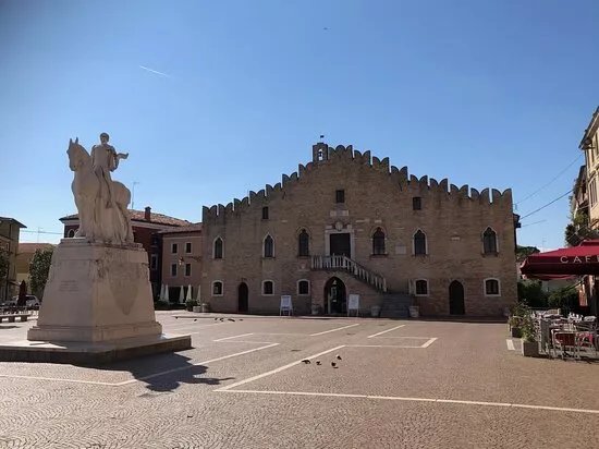 Monumento ai Caduti