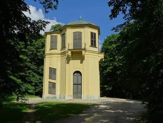 Small Gloriette